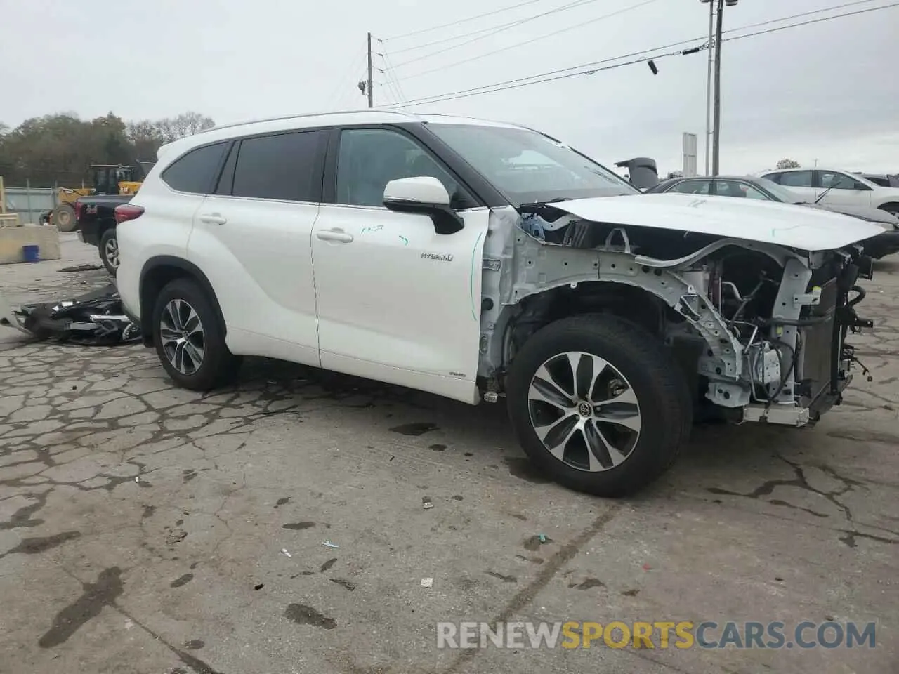 4 Photograph of a damaged car 5TDHBRCH9MS053785 TOYOTA HIGHLANDER 2021