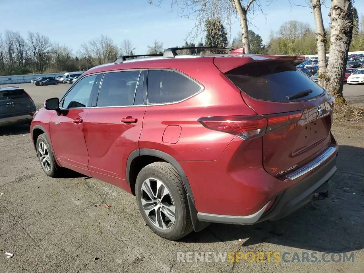 2 Photograph of a damaged car 5TDHBRCH9MS535348 TOYOTA HIGHLANDER 2021