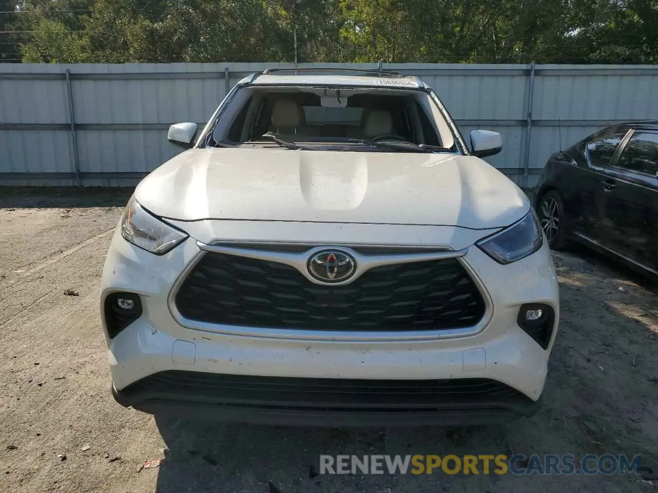 5 Photograph of a damaged car 5TDHZRAH4MS514440 TOYOTA HIGHLANDER 2021