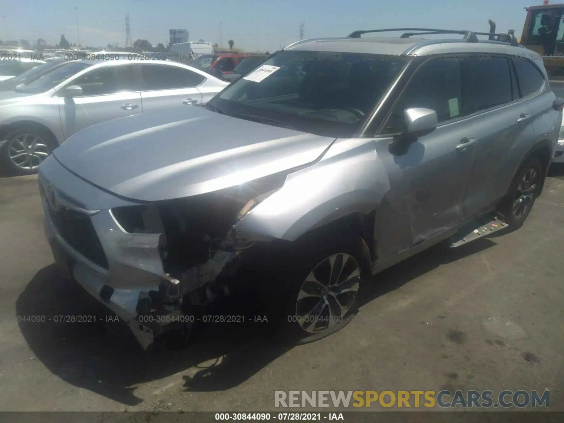 2 Photograph of a damaged car 5TDHZRAH5MS037310 TOYOTA HIGHLANDER 2021