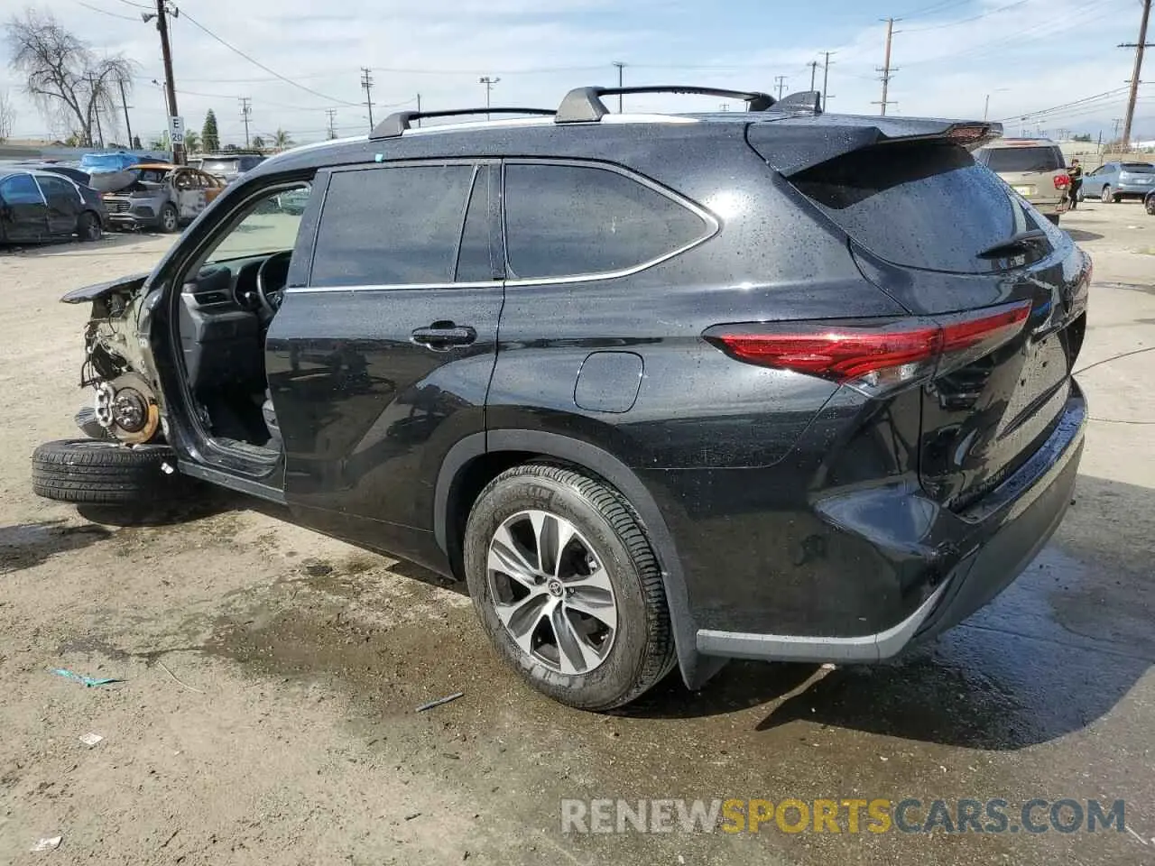 2 Photograph of a damaged car 5TDHZRAH8MS532276 TOYOTA HIGHLANDER 2021