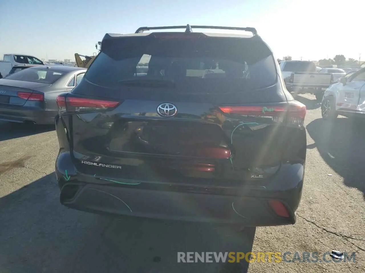 6 Photograph of a damaged car 5TDHZRAH9MS532304 TOYOTA HIGHLANDER 2021