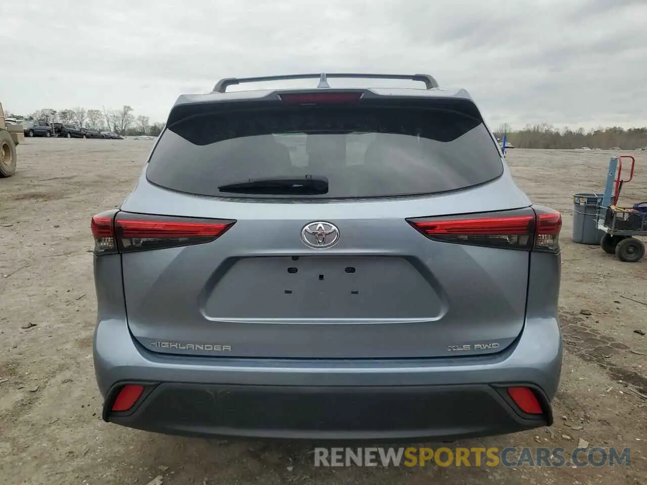 6 Photograph of a damaged car 5TDHZRBH0MS129326 TOYOTA HIGHLANDER 2021