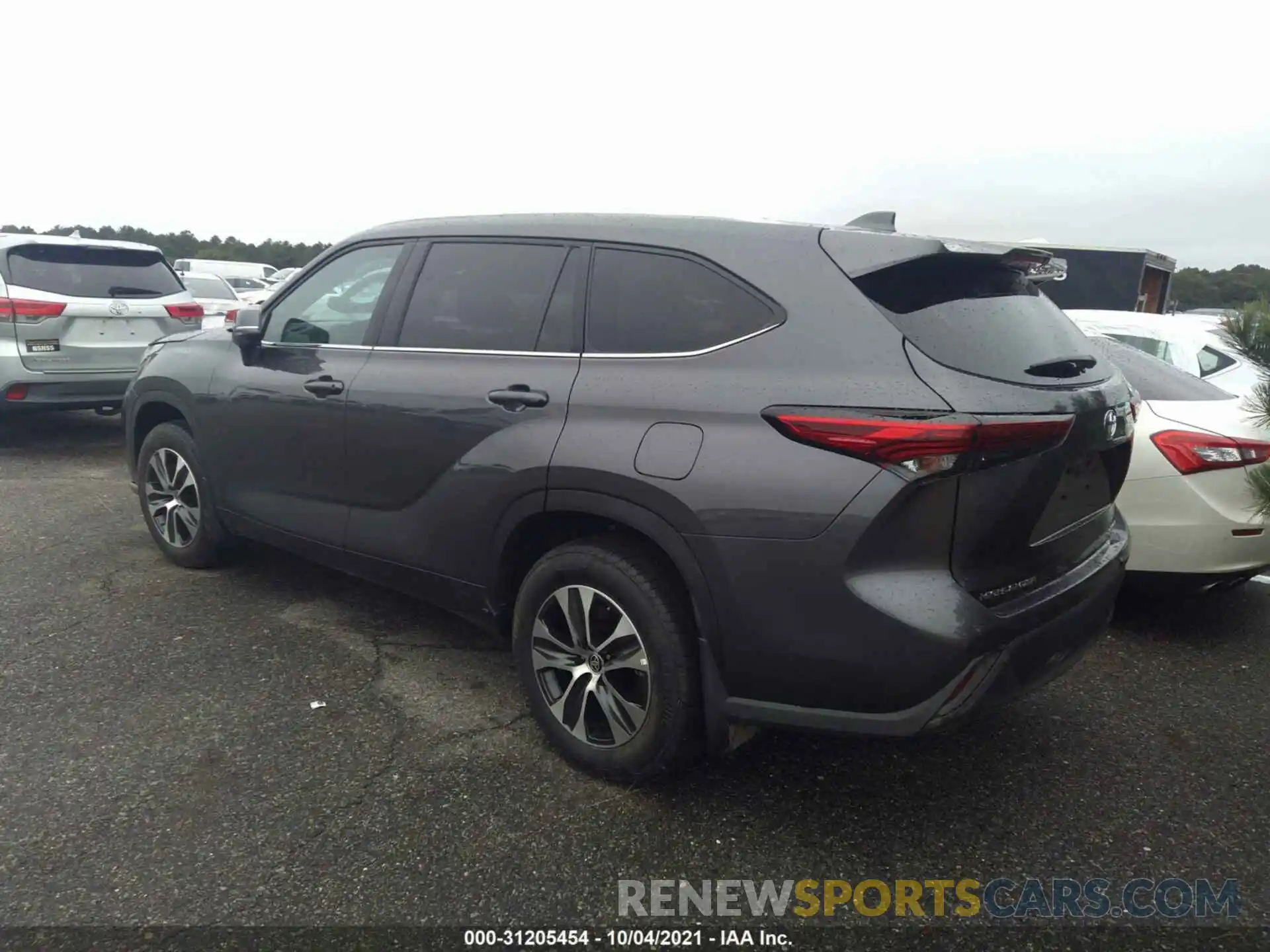 3 Photograph of a damaged car 5TDHZRBH0MS534764 TOYOTA HIGHLANDER 2021