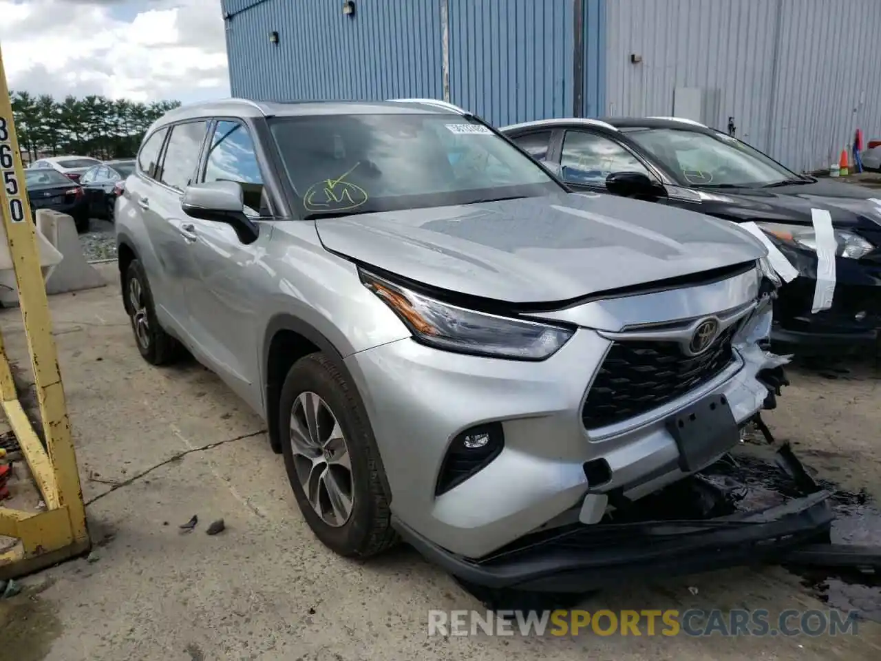 1 Photograph of a damaged car 5TDHZRBH1MS540007 TOYOTA HIGHLANDER 2021