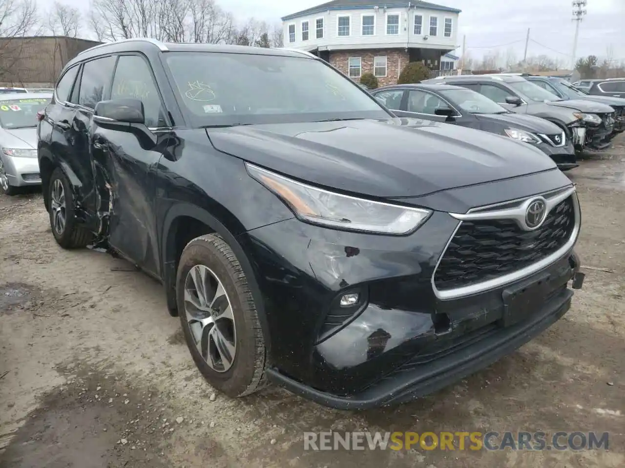 1 Photograph of a damaged car 5TDHZRBH2MS077830 TOYOTA HIGHLANDER 2021