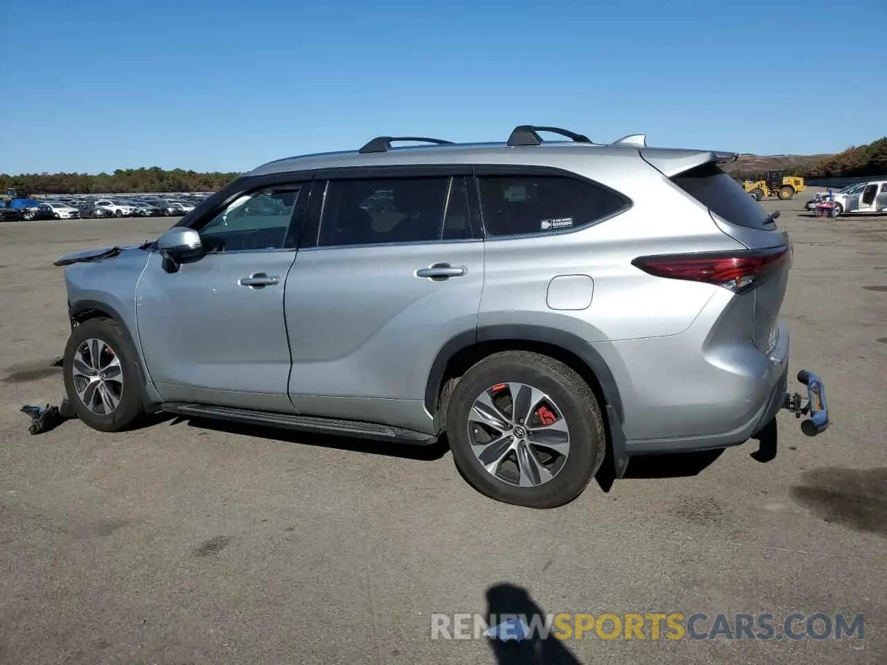 2 Photograph of a damaged car 5TDHZRBH2MS084101 TOYOTA HIGHLANDER 2021