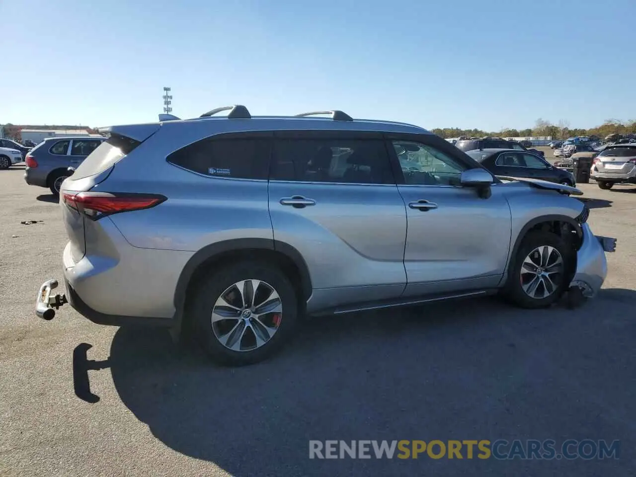 3 Photograph of a damaged car 5TDHZRBH2MS084101 TOYOTA HIGHLANDER 2021