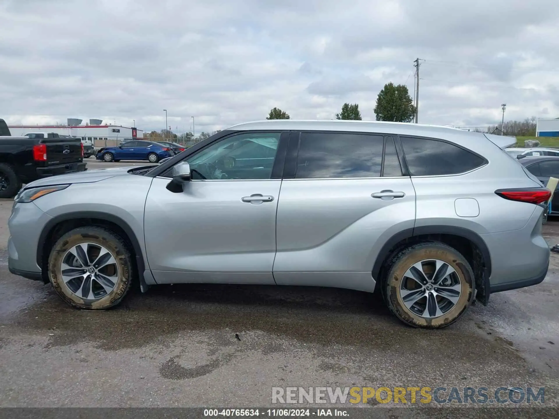 15 Photograph of a damaged car 5TDHZRBH2MS535768 TOYOTA HIGHLANDER 2021