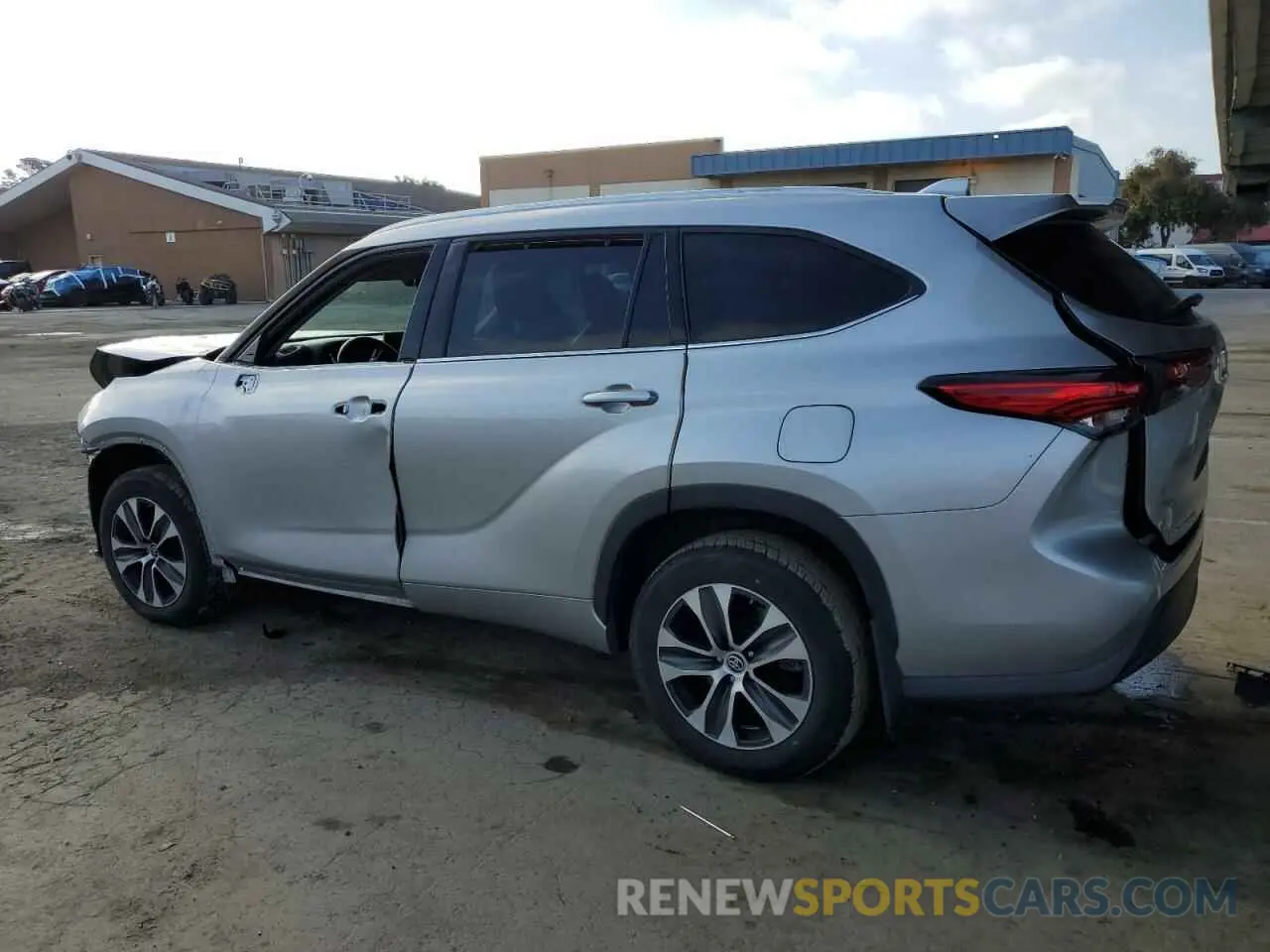 2 Photograph of a damaged car 5TDHZRBH2MS555177 TOYOTA HIGHLANDER 2021
