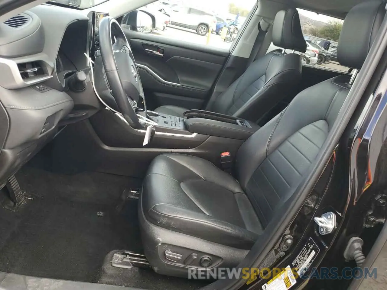 7 Photograph of a damaged car 5TDHZRBH3MS077934 TOYOTA HIGHLANDER 2021
