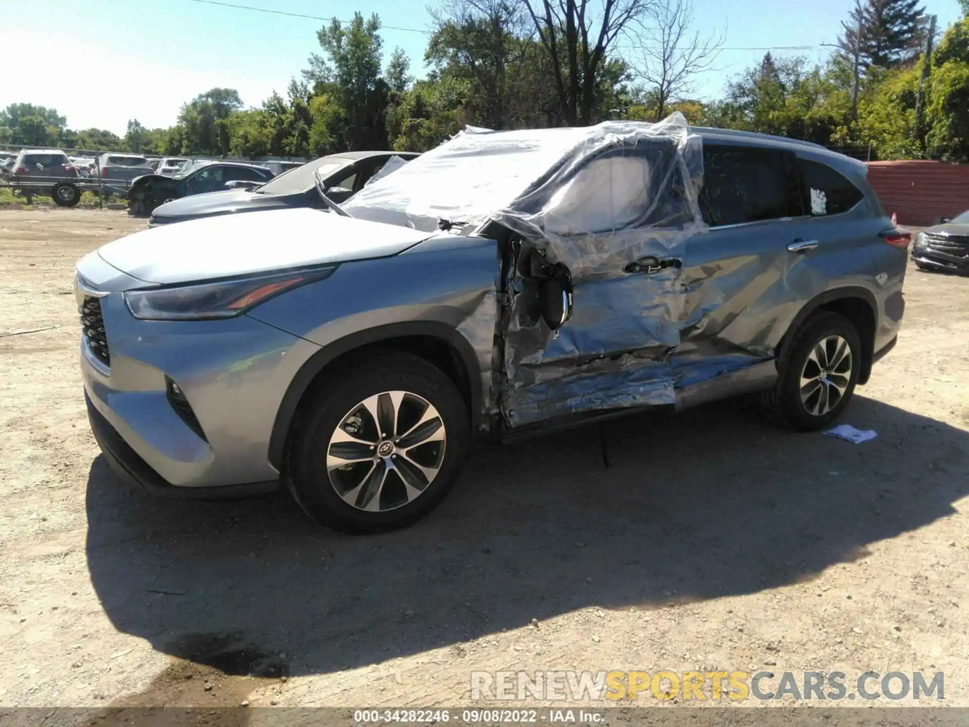 2 Photograph of a damaged car 5TDHZRBH4MS143178 TOYOTA HIGHLANDER 2021