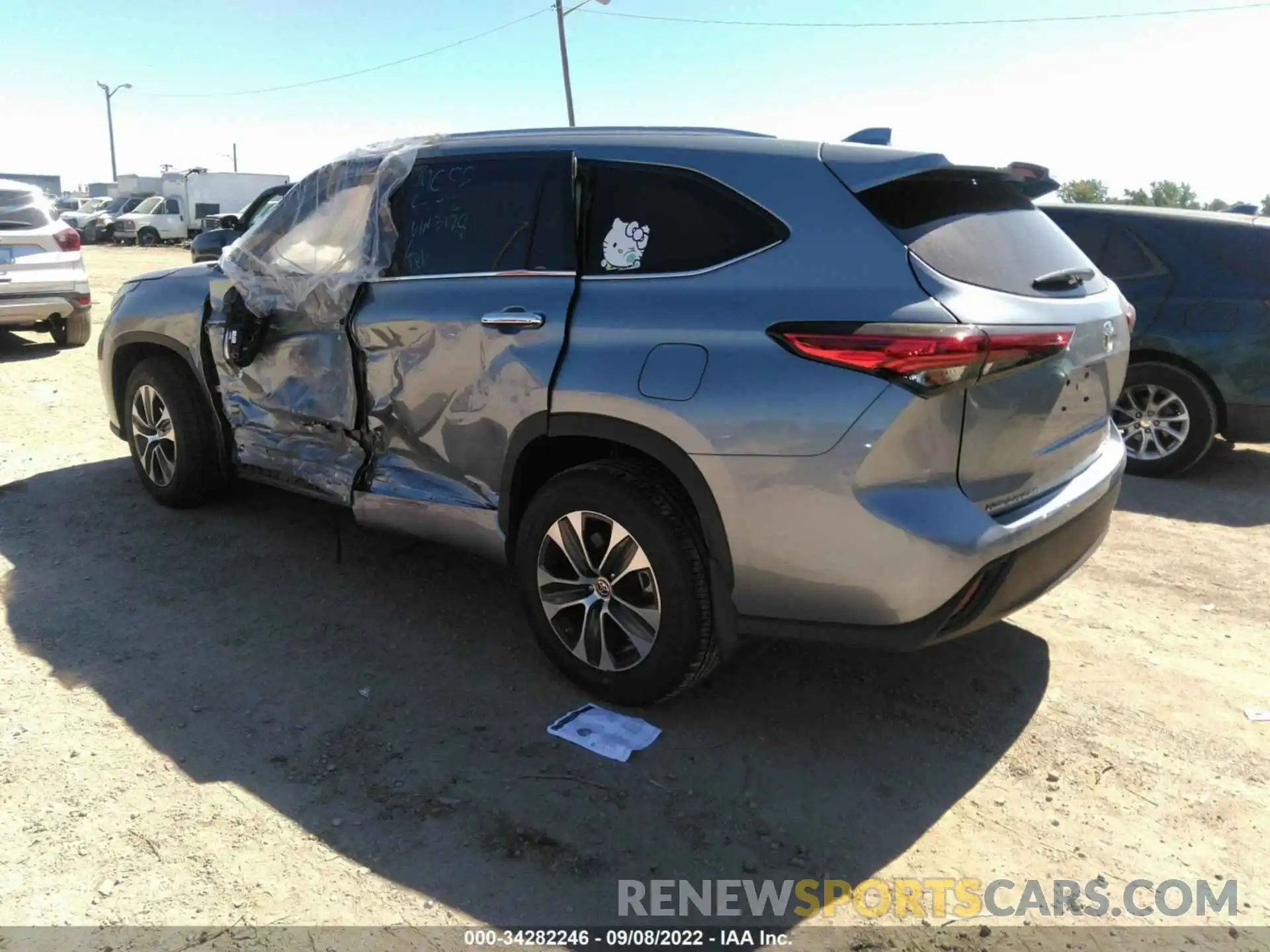 3 Photograph of a damaged car 5TDHZRBH4MS143178 TOYOTA HIGHLANDER 2021