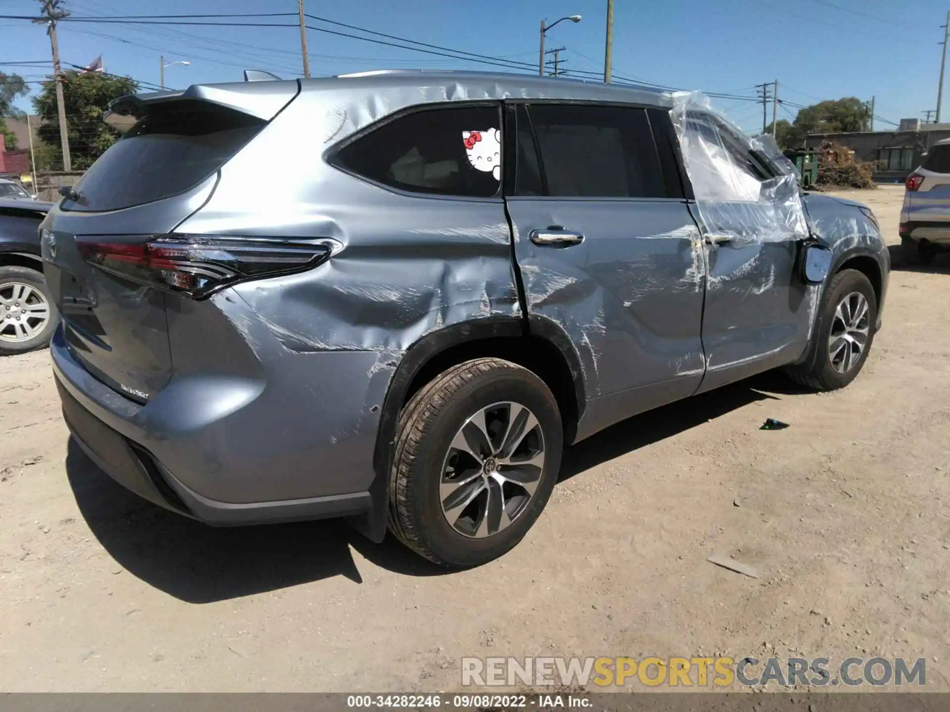 4 Photograph of a damaged car 5TDHZRBH4MS143178 TOYOTA HIGHLANDER 2021