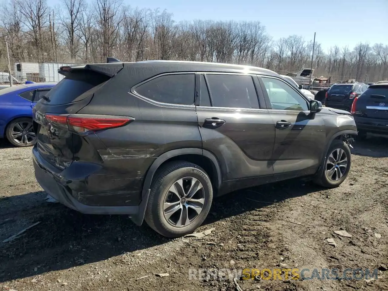 3 Photograph of a damaged car 5TDHZRBH5MS094640 TOYOTA HIGHLANDER 2021