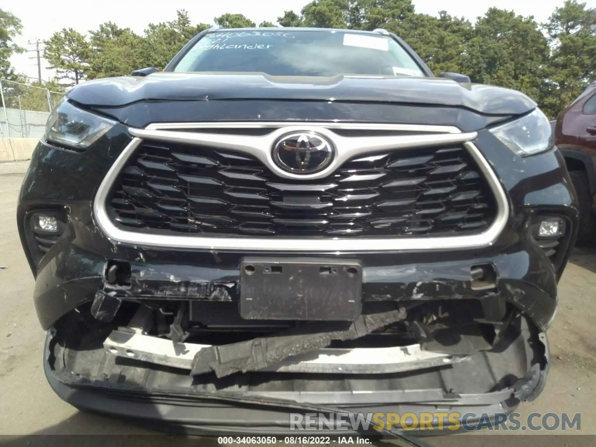 6 Photograph of a damaged car 5TDHZRBH5MS546425 TOYOTA HIGHLANDER 2021