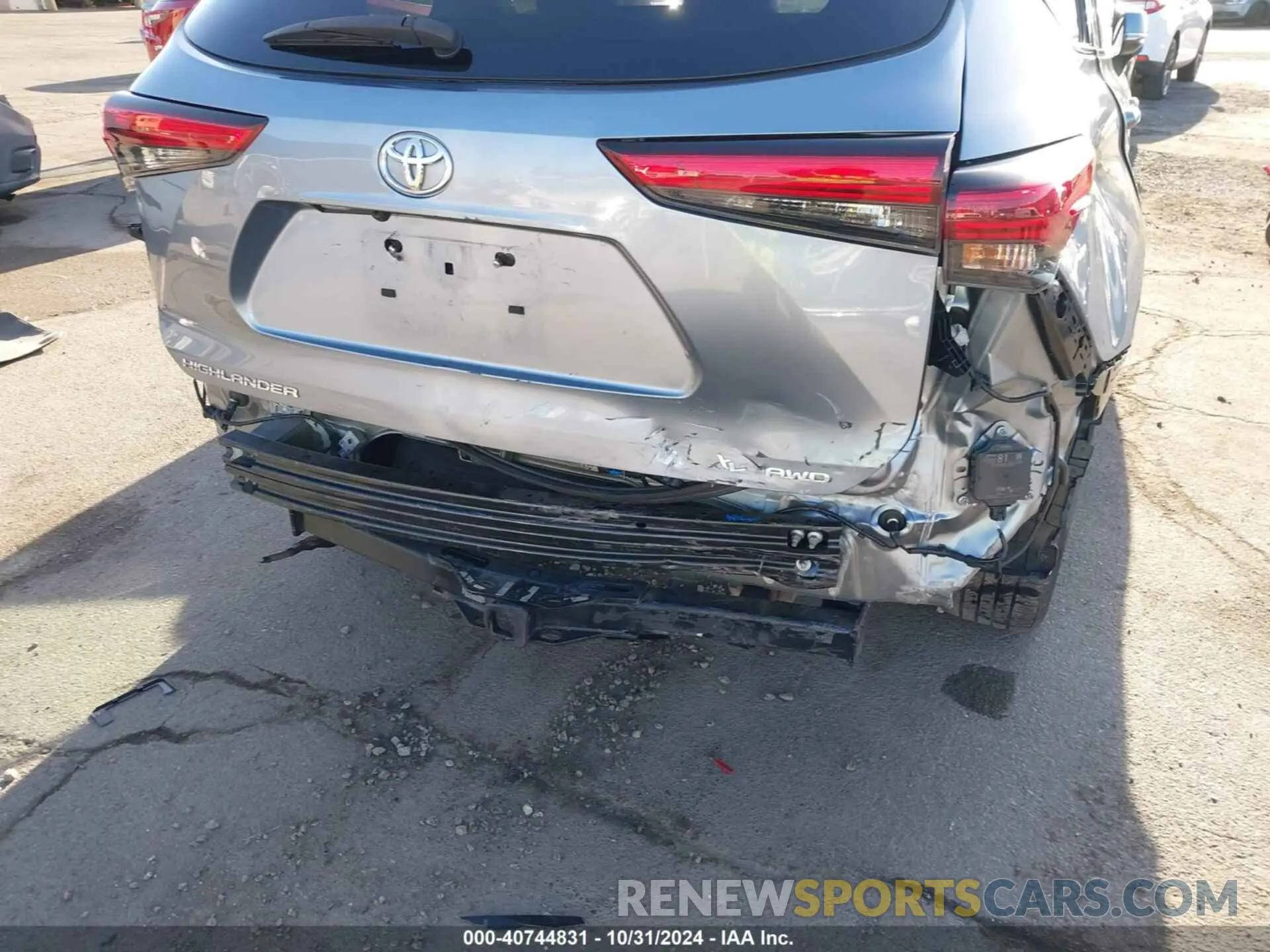 6 Photograph of a damaged car 5TDHZRBH6MS095313 TOYOTA HIGHLANDER 2021