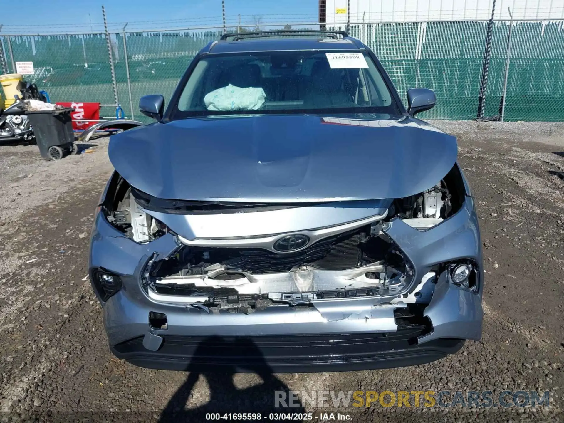 13 Photograph of a damaged car 5TDHZRBH6MS096901 TOYOTA HIGHLANDER 2021
