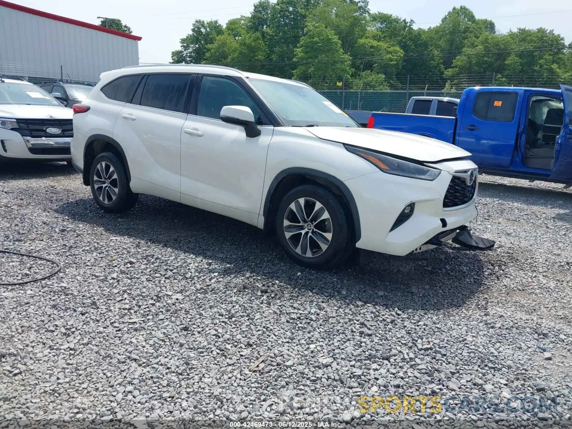 1 Photograph of a damaged car 5TDHZRBH6MS523283 TOYOTA HIGHLANDER 2021