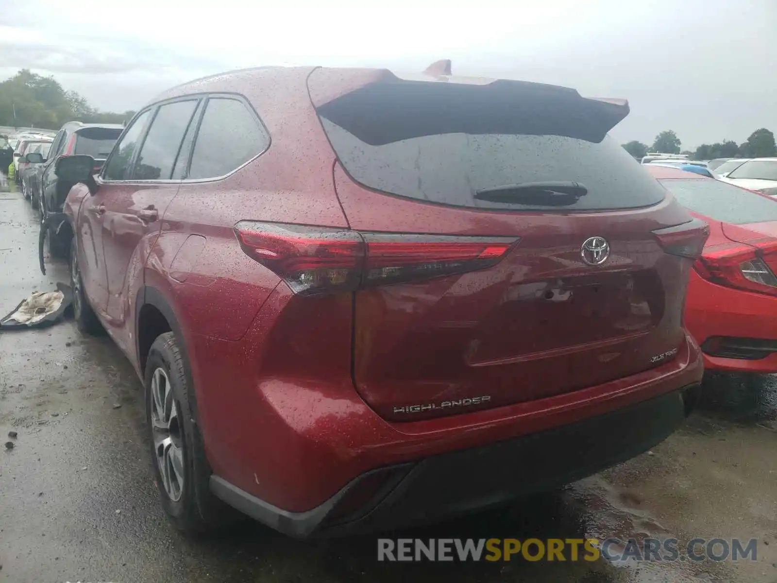 3 Photograph of a damaged car 5TDHZRBH6MS528788 TOYOTA HIGHLANDER 2021