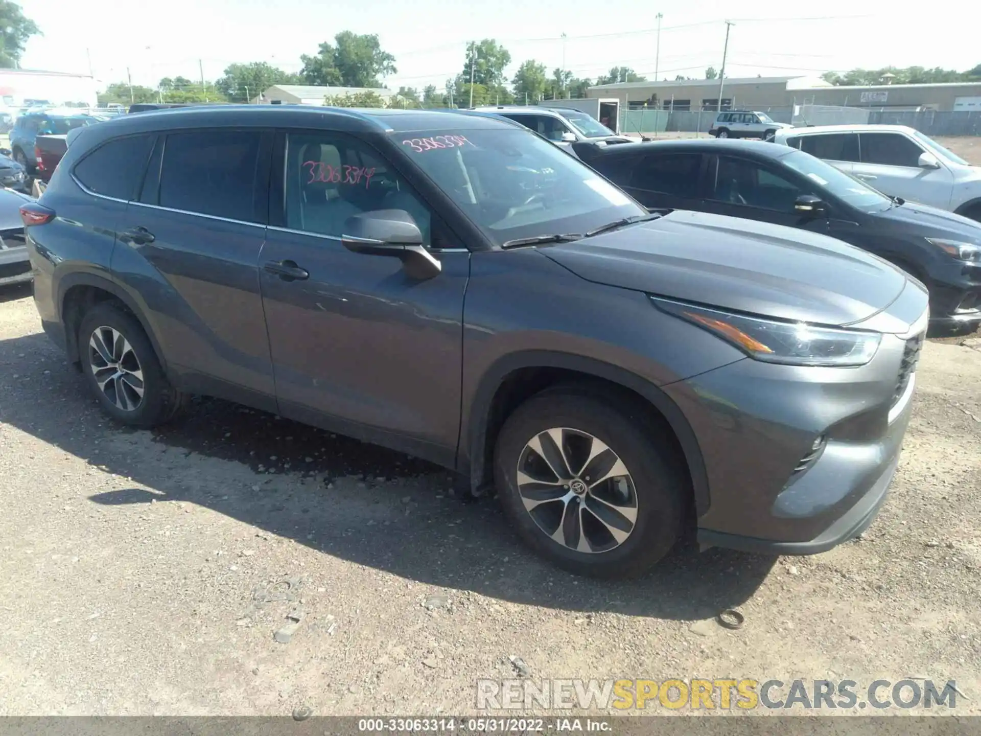 1 Photograph of a damaged car 5TDHZRBH6MS546482 TOYOTA HIGHLANDER 2021