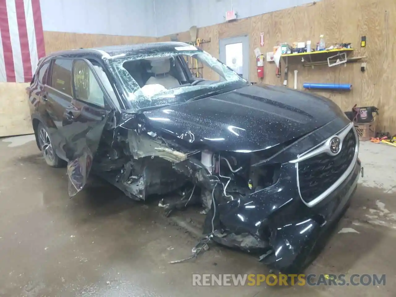 1 Photograph of a damaged car 5TDHZRBH7MS083848 TOYOTA HIGHLANDER 2021