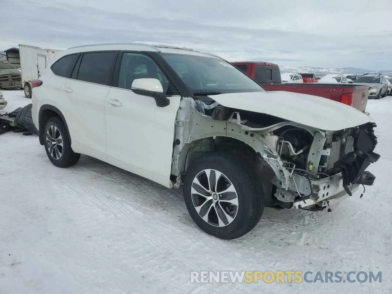 4 Photograph of a damaged car 5TDHZRBH8MS549934 TOYOTA HIGHLANDER 2021