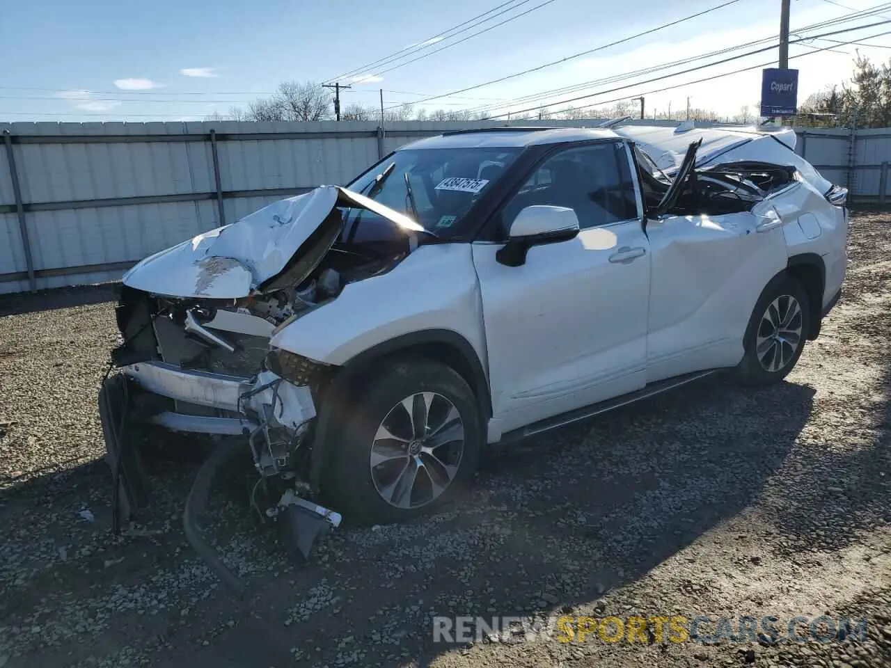 1 Photograph of a damaged car 5TDHZRBH9MS104358 TOYOTA HIGHLANDER 2021