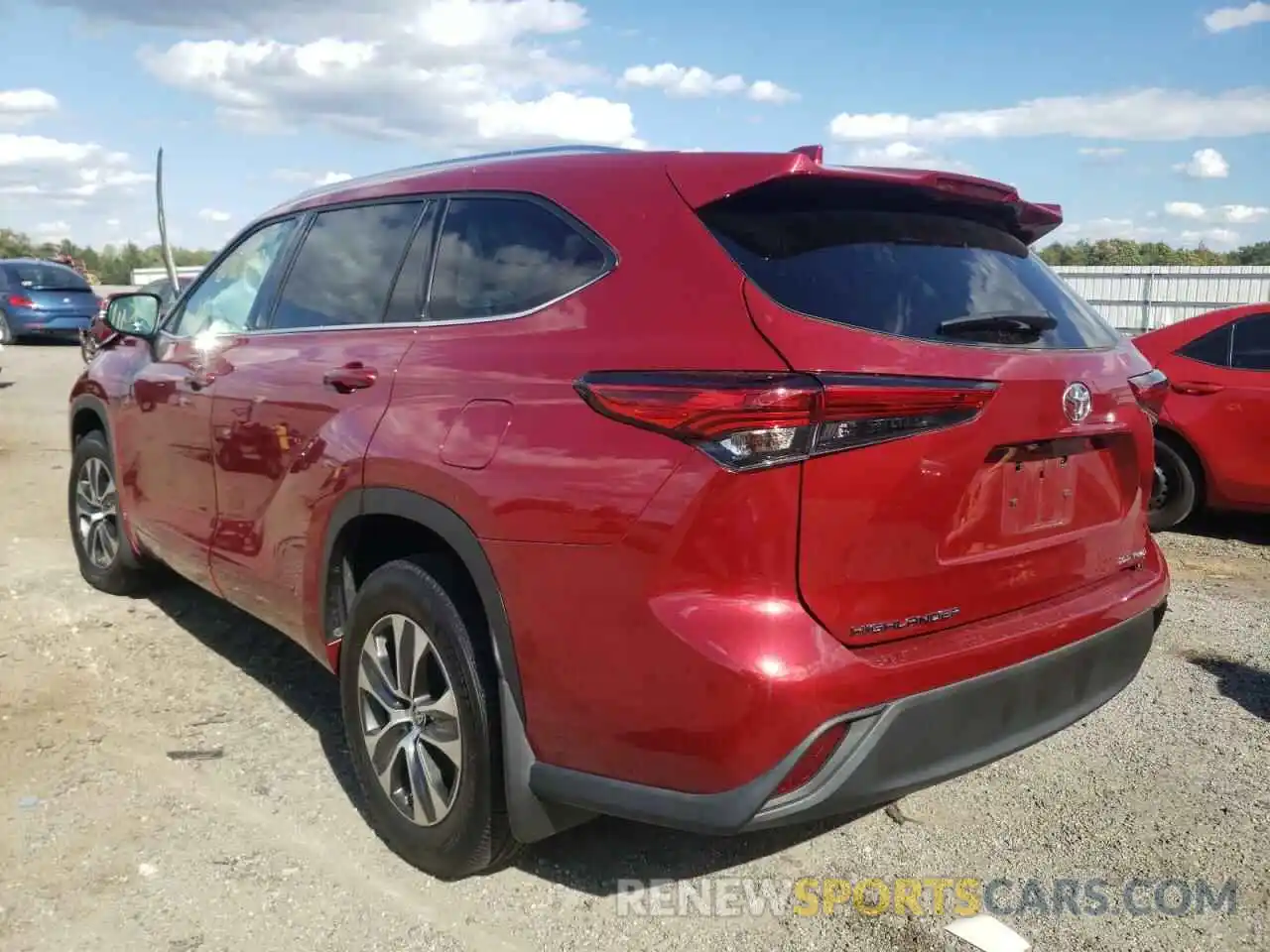 3 Photograph of a damaged car 5TDHZRBHXMS071791 TOYOTA HIGHLANDER 2021