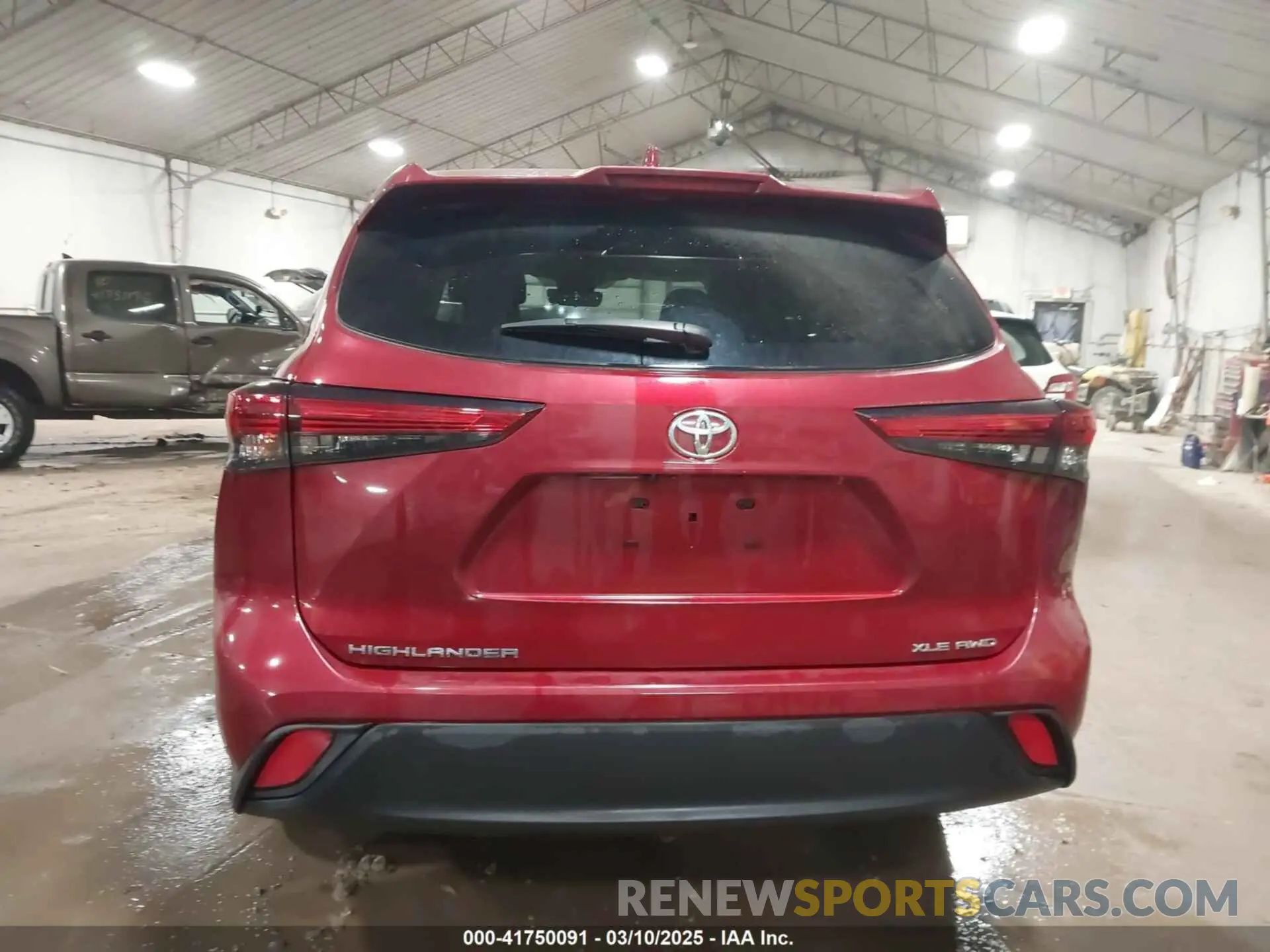 16 Photograph of a damaged car 5TDHZRBHXMS148904 TOYOTA HIGHLANDER 2021