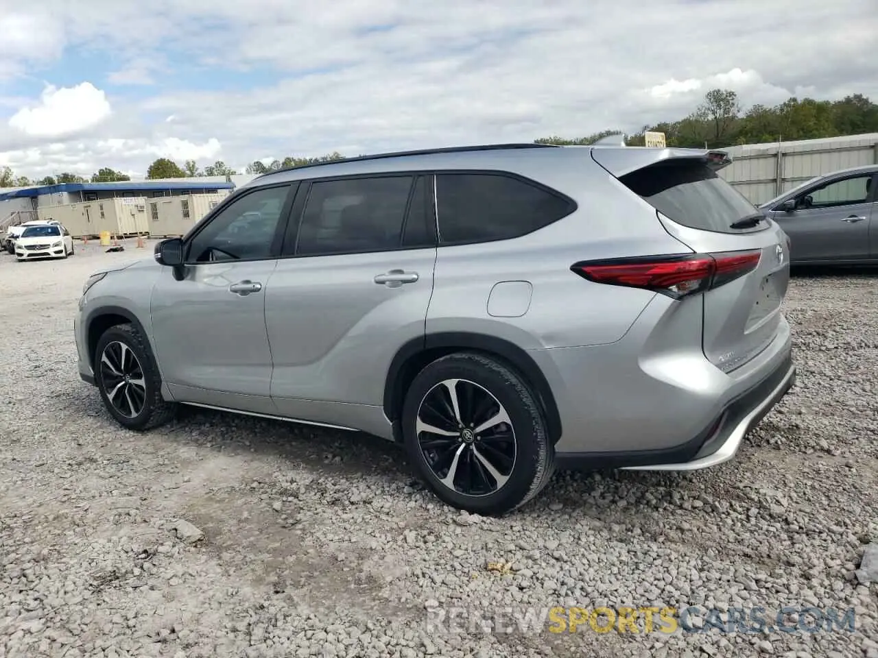2 Photograph of a damaged car 5TDJZRAH2MS046399 TOYOTA HIGHLANDER 2021