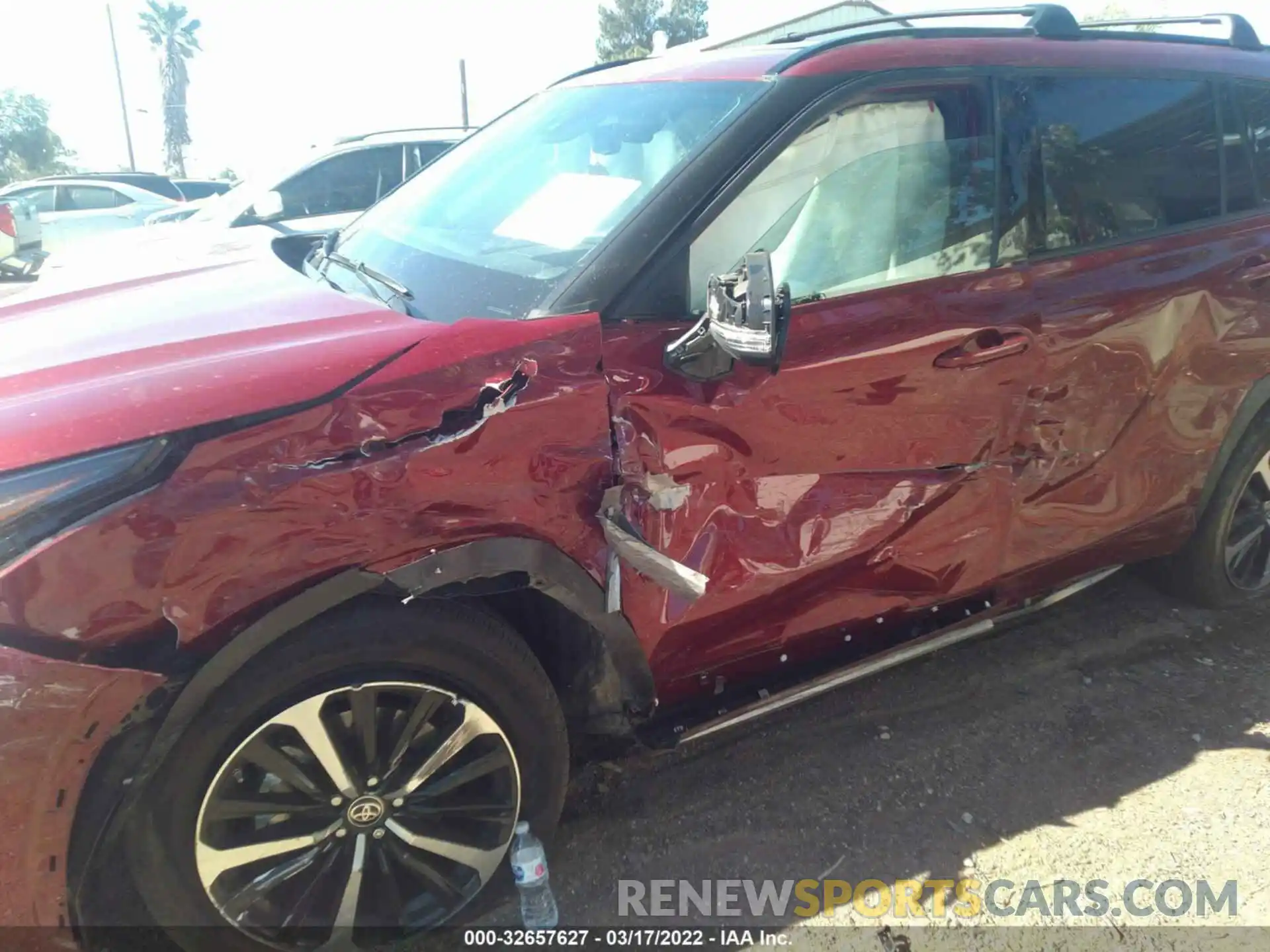 6 Photograph of a damaged car 5TDJZRAH3MS078648 TOYOTA HIGHLANDER 2021