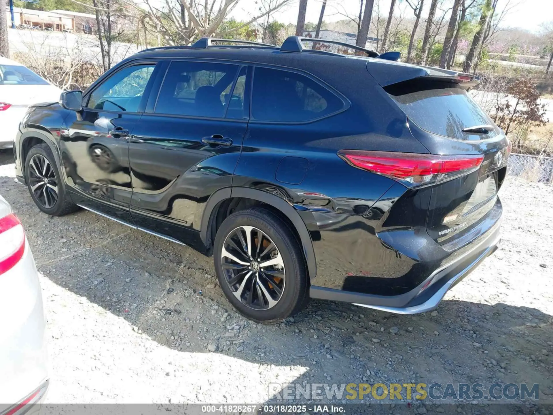 3 Photograph of a damaged car 5TDJZRAH7MS031865 TOYOTA HIGHLANDER 2021