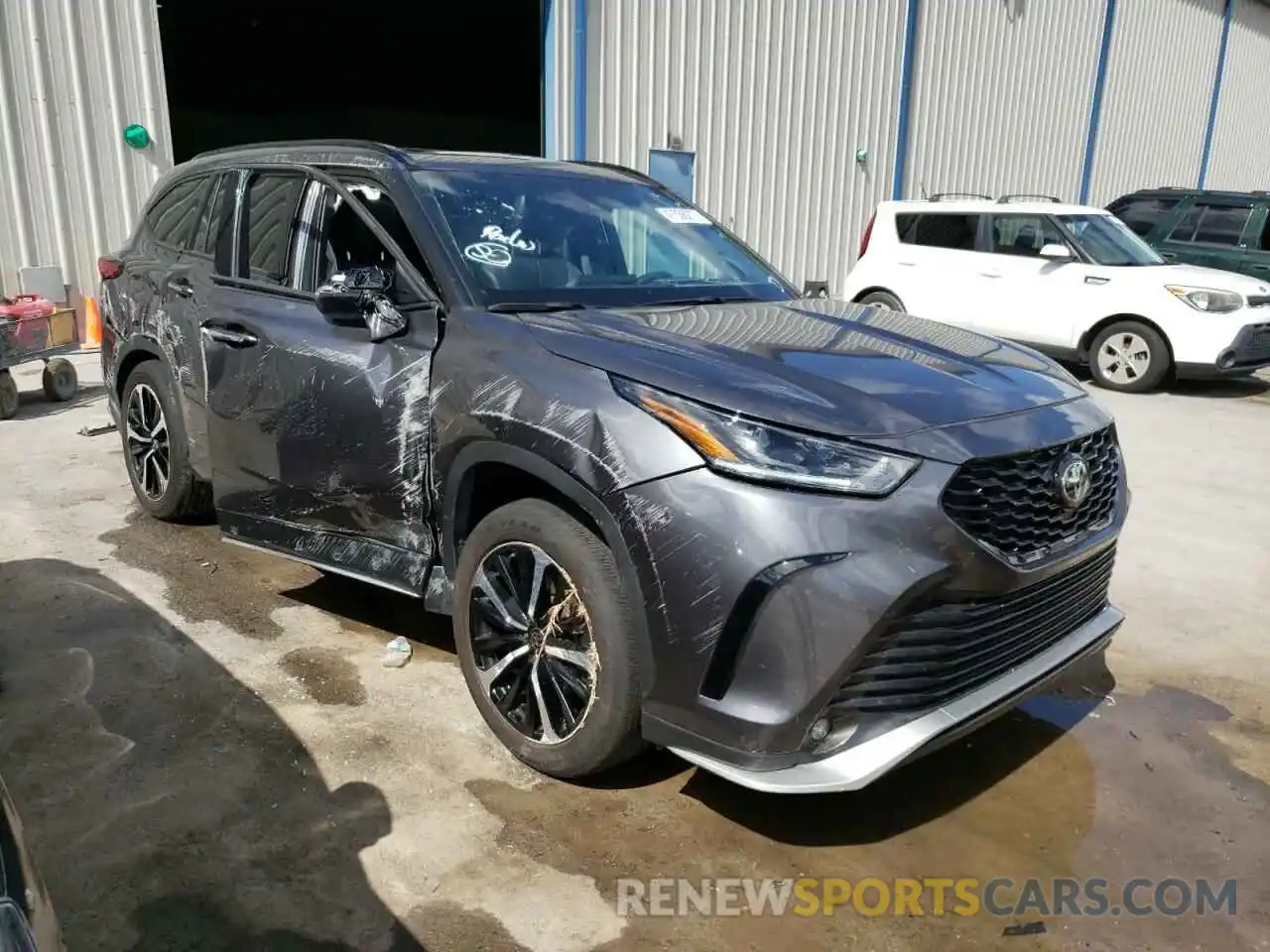 1 Photograph of a damaged car 5TDJZRAH8MS071727 TOYOTA HIGHLANDER 2021