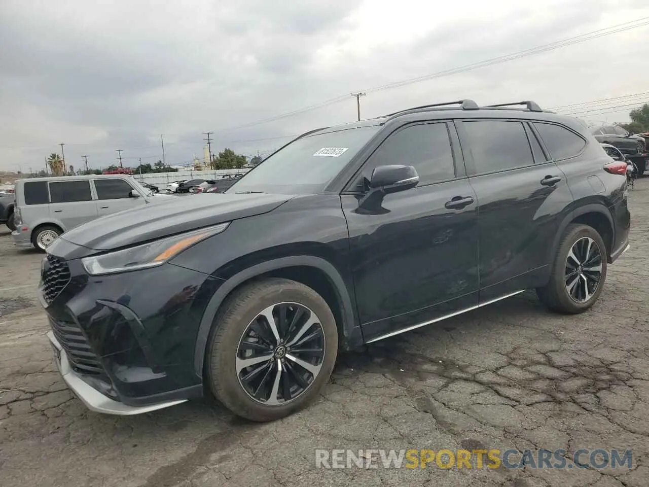 1 Photograph of a damaged car 5TDJZRAH8MS081111 TOYOTA HIGHLANDER 2021