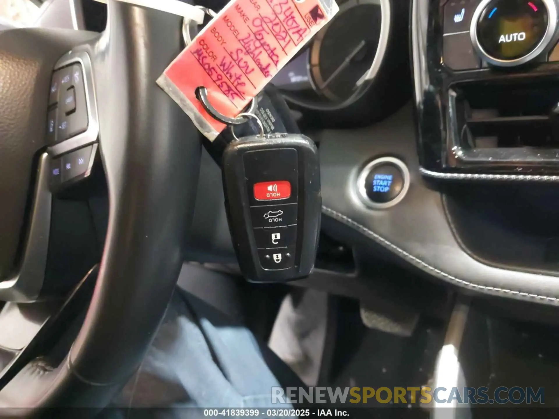 11 Photograph of a damaged car 5TDJZRBH0MS059585 TOYOTA HIGHLANDER 2021