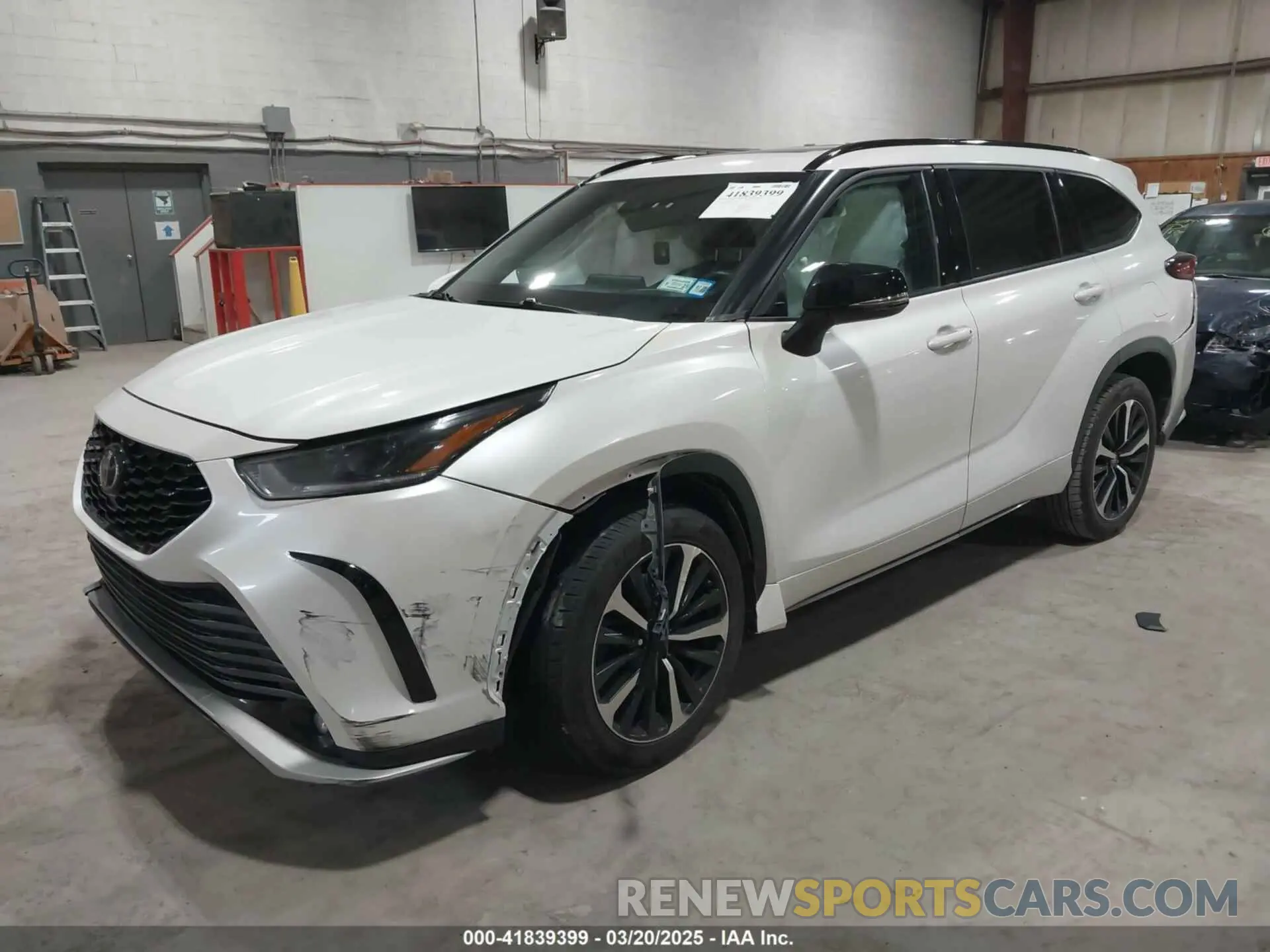 2 Photograph of a damaged car 5TDJZRBH0MS059585 TOYOTA HIGHLANDER 2021