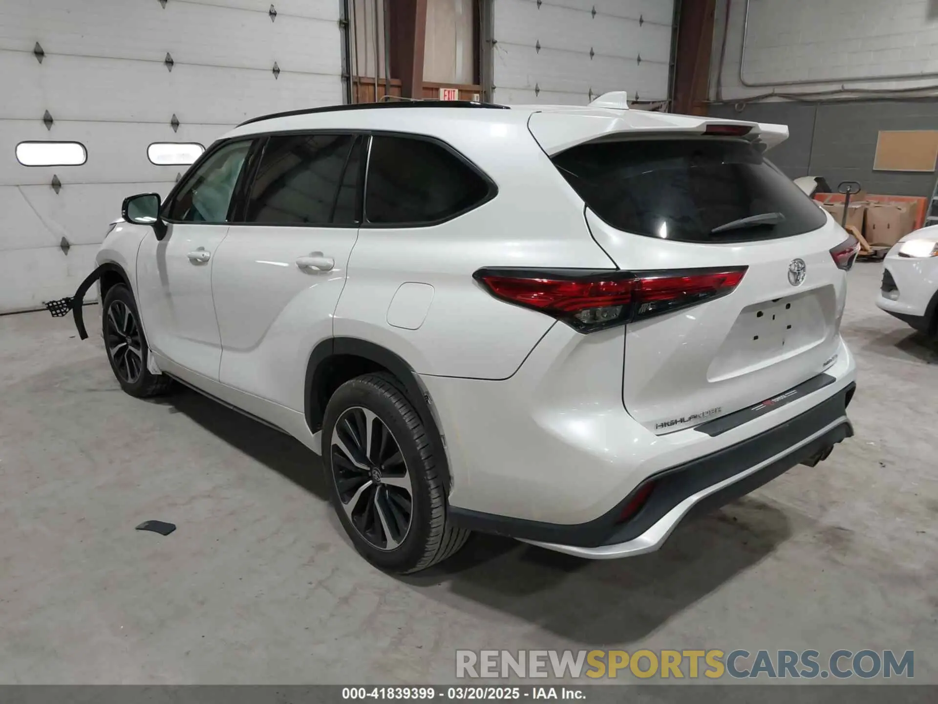 3 Photograph of a damaged car 5TDJZRBH0MS059585 TOYOTA HIGHLANDER 2021