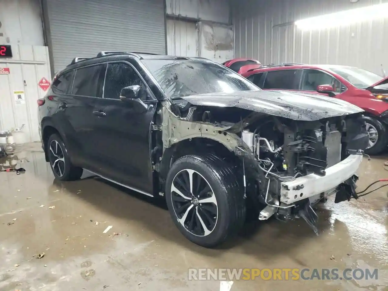 4 Photograph of a damaged car 5TDJZRBH0MS151604 TOYOTA HIGHLANDER 2021