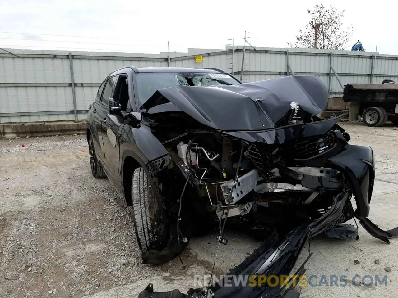 9 Photograph of a damaged car 5TDJZRBH1MS057652 TOYOTA HIGHLANDER 2021