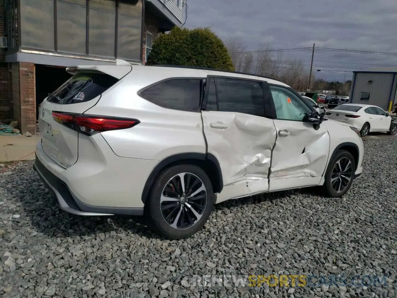 3 Photograph of a damaged car 5TDJZRBH1MS100404 TOYOTA HIGHLANDER 2021
