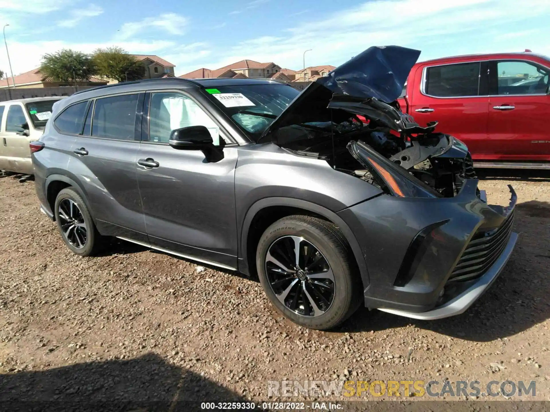 1 Photograph of a damaged car 5TDJZRBH1MS118711 TOYOTA HIGHLANDER 2021