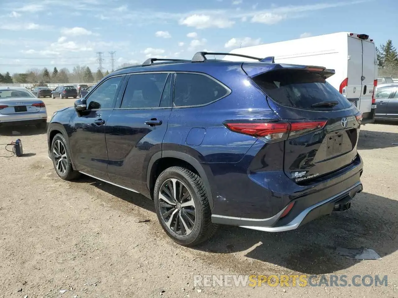 2 Photograph of a damaged car 5TDJZRBH2MS110245 TOYOTA HIGHLANDER 2021