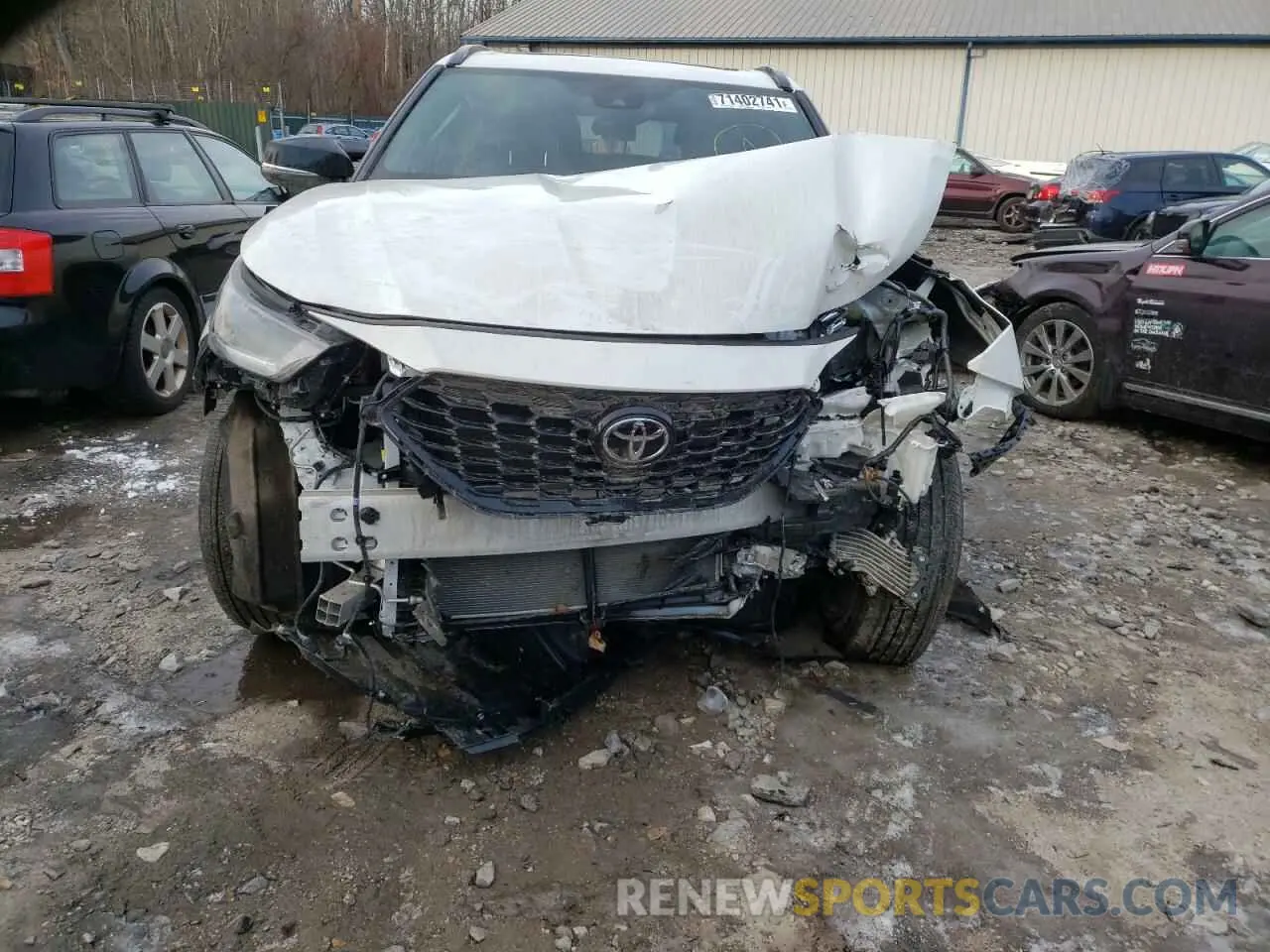 9 Photograph of a damaged car 5TDJZRBH2MS134982 TOYOTA HIGHLANDER 2021