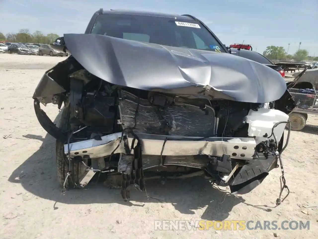 9 Photograph of a damaged car 5TDJZRBH2MS158442 TOYOTA HIGHLANDER 2021