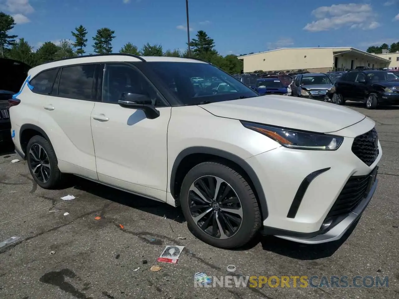 4 Photograph of a damaged car 5TDJZRBH3MS076087 TOYOTA HIGHLANDER 2021