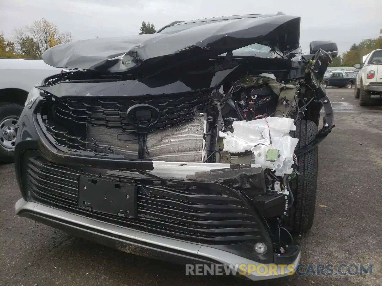 9 Photograph of a damaged car 5TDJZRBH3MS143397 TOYOTA HIGHLANDER 2021