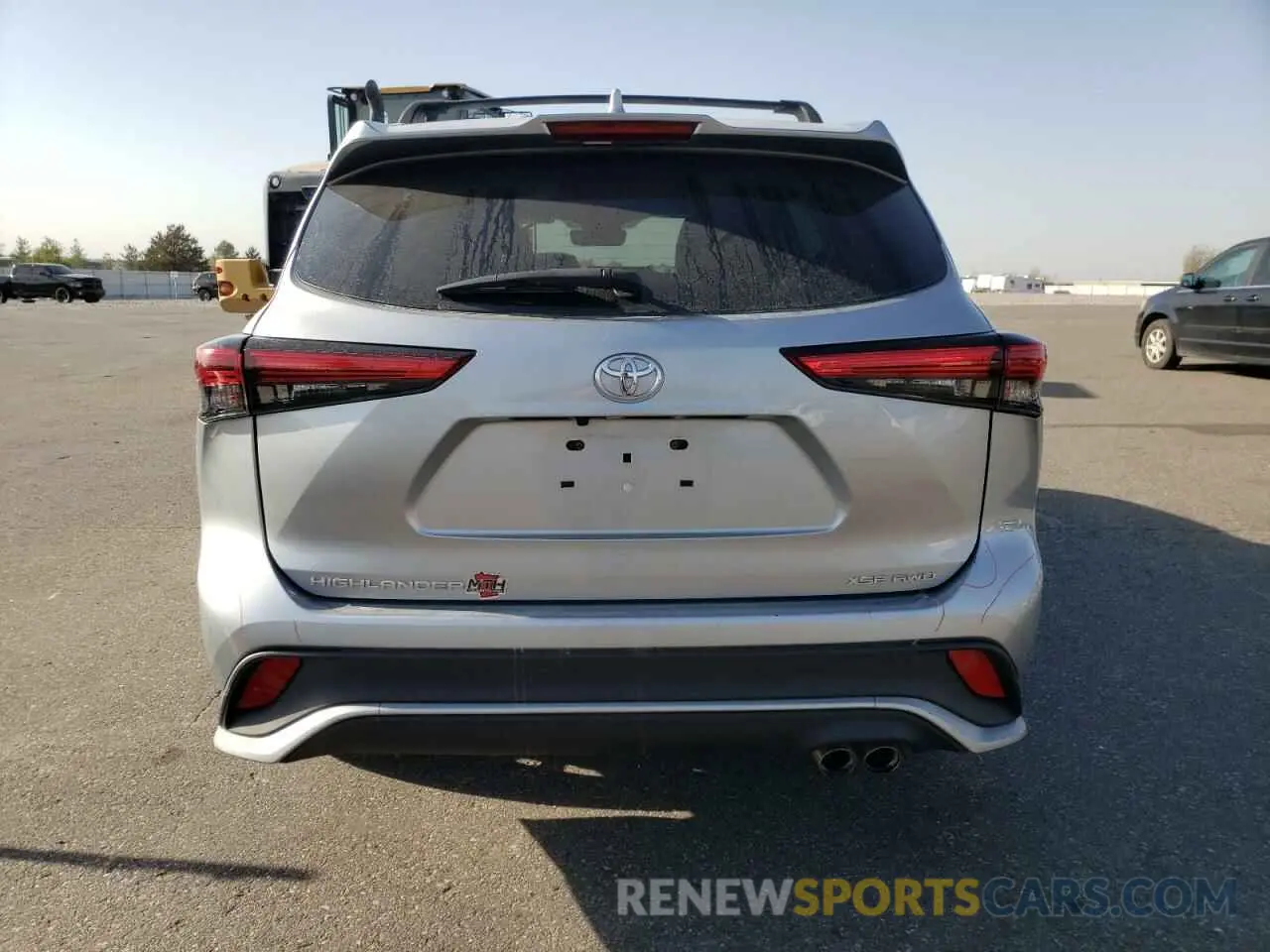 6 Photograph of a damaged car 5TDJZRBH4MS059458 TOYOTA HIGHLANDER 2021