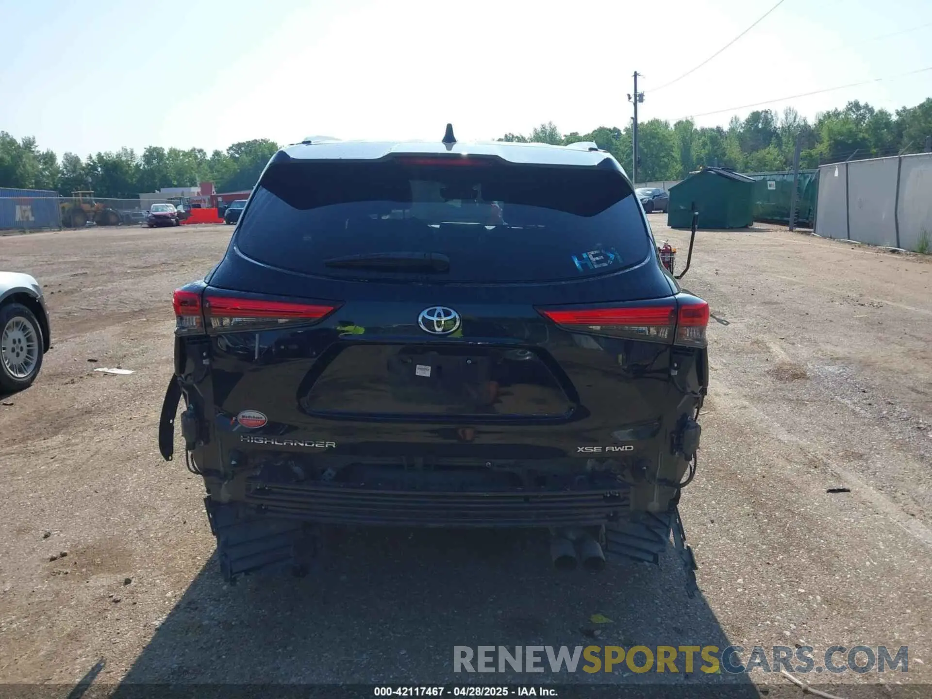 17 Photograph of a damaged car 5TDJZRBH4MS070542 TOYOTA HIGHLANDER 2021
