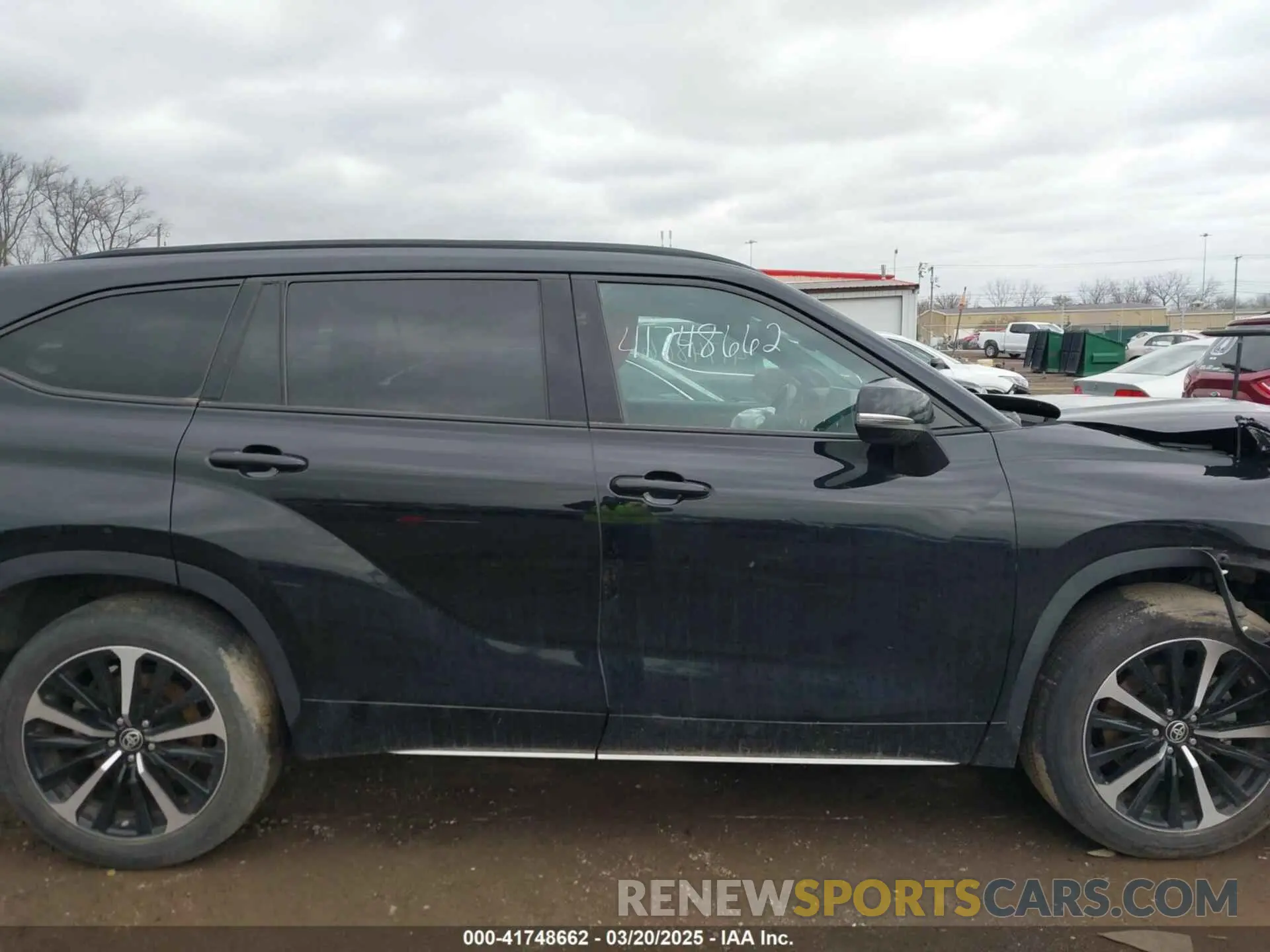 13 Photograph of a damaged car 5TDJZRBH5MS157432 TOYOTA HIGHLANDER 2021